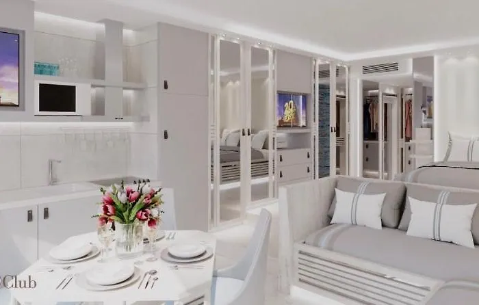 Luxury Magnifica, Domina Coral Bay Resort